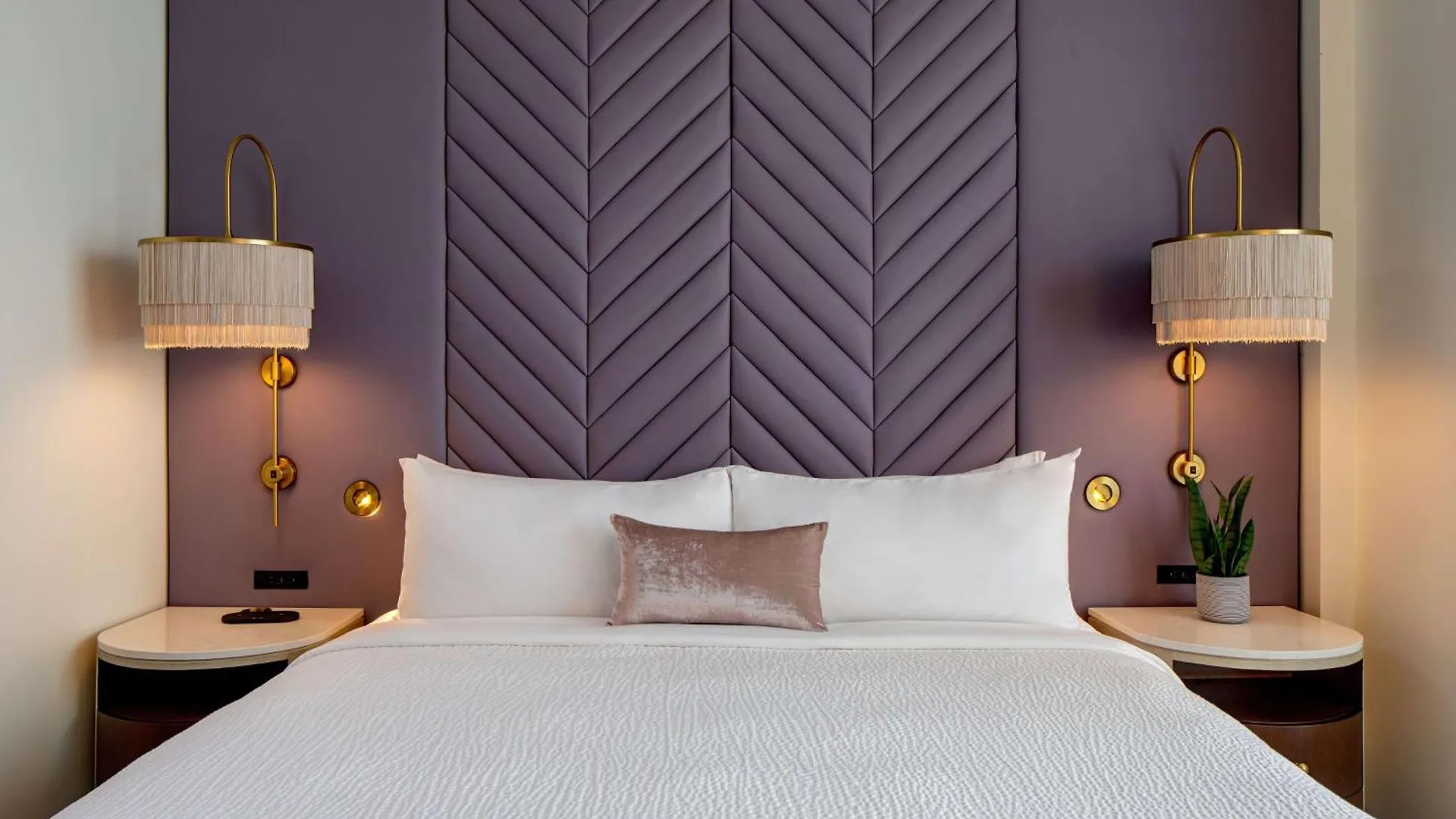 *** Hotel Tempo By Hilton Nashville Downtown United States