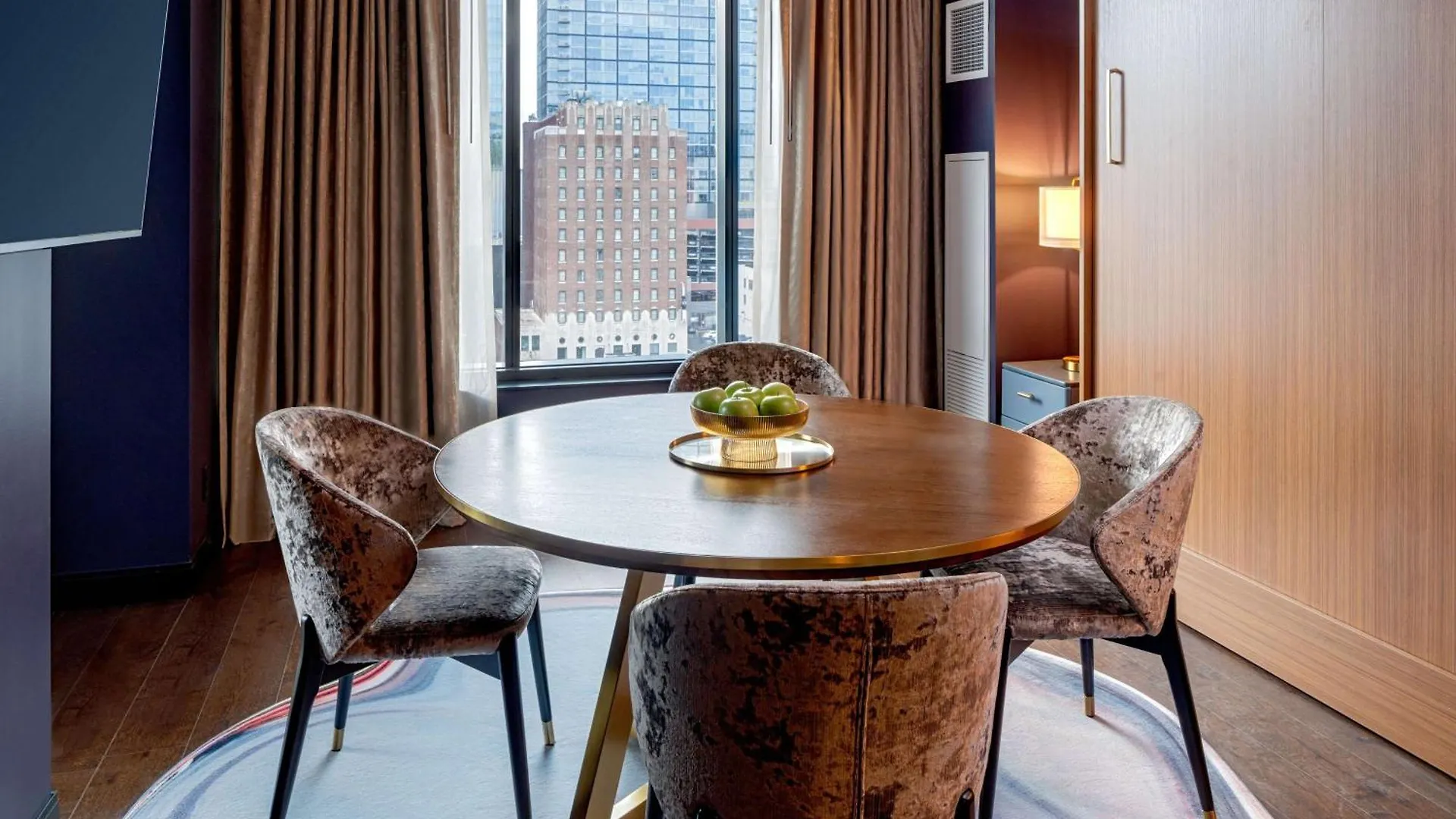 Tempo By Hilton Nashville Downtown Hotel